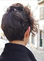 asymetryczne fryzury krótkie - uczesanie damskie z włosów krótkich zdjęcie numer 37A